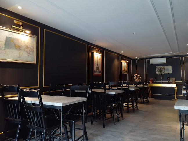 Jl. Uskup Agung No.15, Madras Hulu, Kec. Medan Polonia, Kota Medan, Sumatera Utara 20151