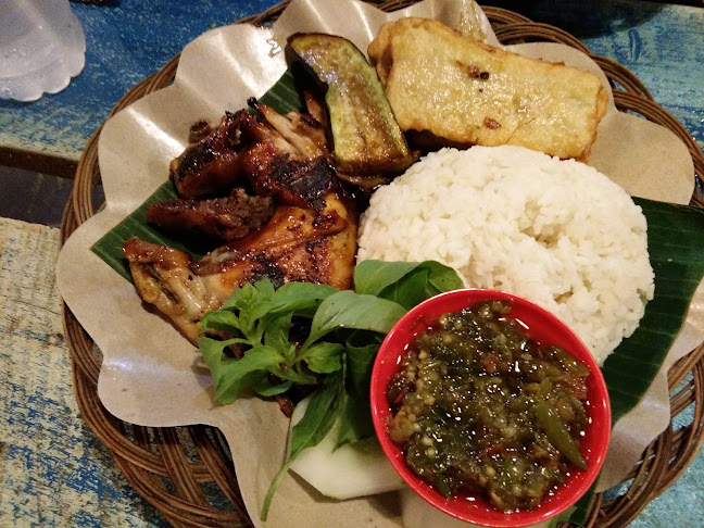 depan hotel dynasti, Jl. Kusuma Bangsa No.83, Gn. Lingkas, Kec. Tarakan Tim., Kota Tarakan, Kalimantan Utara