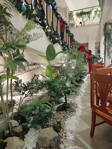 Armey Kitchen & Flowershop - Surabaya