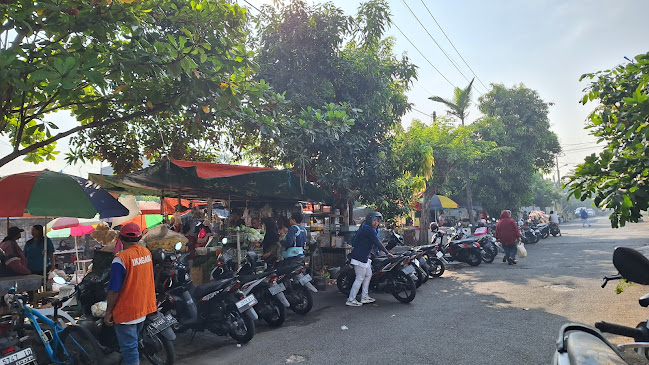 Pasar Babatan - Gastronomi dan perhotelan