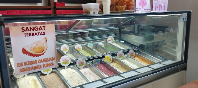 MAMA Toko Kue dan Es Krim - Gastronomi dan perhotelan