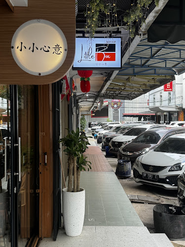 Ruko Penuin Center, Blok Q 5, Batu Selicin, Kec. Lubuk Baja, Kota Batam, Kepulauan Riau 29444