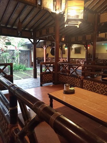 Meatree Coffee - Gastronomi dan perhotelan