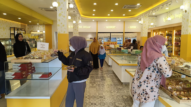 Jl. Mahakam 4 No.15, Jl. Gedang, Kec. Gading Cemp., Kota Bengkulu, Bengkulu 38229