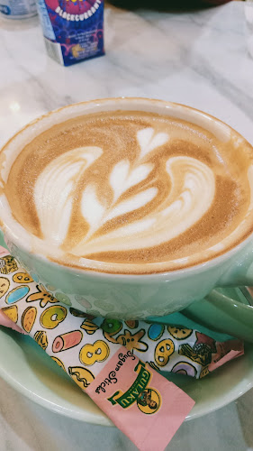 Opinii despre Sobat Kopi în Kota Parepare - Gastronomi dan perhotelan