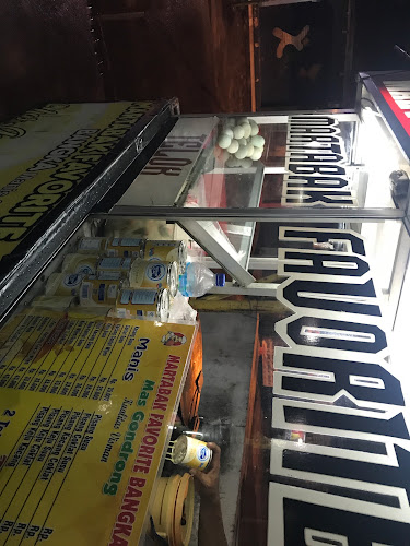 Opinii despre Martabak favorite bangka mas gondrong în Kota Depok - Gastronomi dan perhotelan