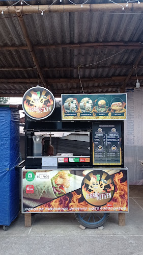 Opinii despre TAMAN JAJAN BAROKAH PEMUDA CEGER în Kota Tangerang Selatan - Gastronomi dan perhotelan