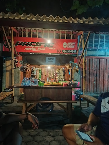 Pasar Sepeda, Jl. Kacapiring No.02, Kauman, Kec. Kepanjenkidul, Kota Blitar, Jawa Timur 66117