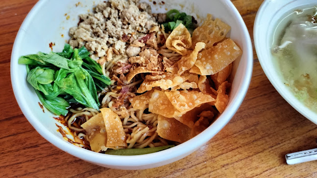 Opinii despre Chuck Wie Bali în Kota Denpasar - Gastronomi dan perhotelan