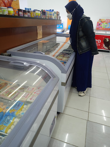 XGXQ+C6R, Anduonohu, Kec. Poasia, Kota Kendari, Sulawesi Tenggara 93231