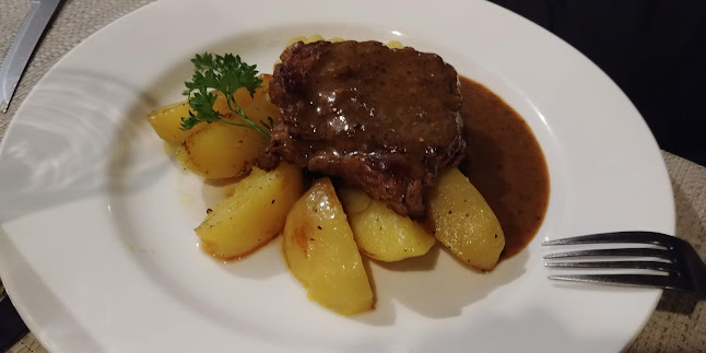 Monalisa Cafe - Kota Denpasar