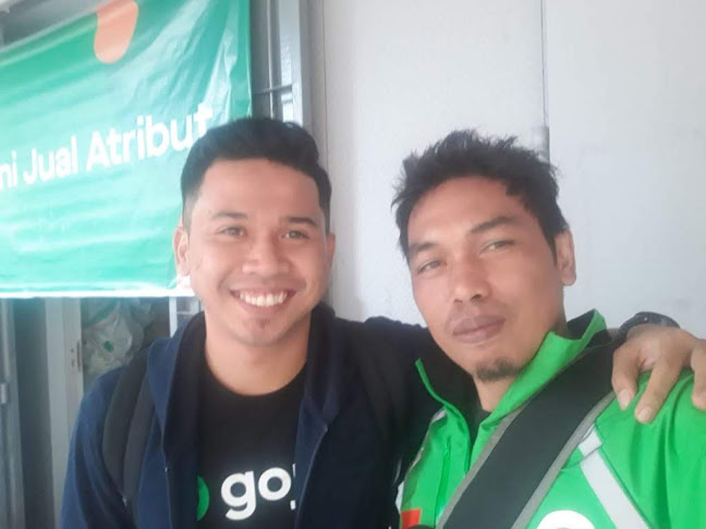 Comentarii opinii despre PANGKALAN GAGAK BERSATU (Gojek Makassar 411).