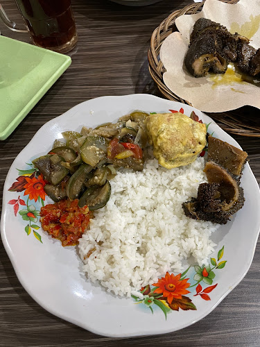 Opinii despre Warung C'Mar în Kota Bandung - Gastronomi dan perhotelan