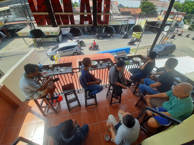 Comentarii opinii despre DAMN Coffee