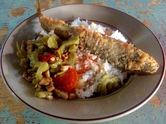 Warung Makan "Bu Alvy"