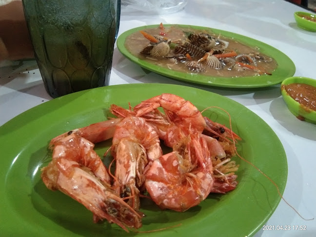 Opinii despre Pondok Aquarius Seafood în Kota Bogor - Gastronomi dan perhotelan