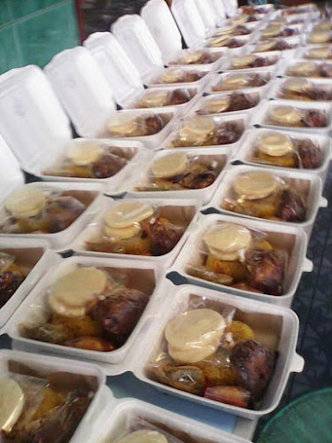 Comentarii opinii despre Warung Nasi Bunda