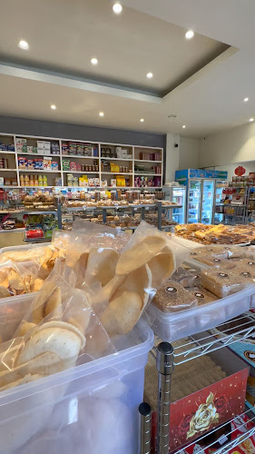 Hari-Hari Minimarket Cake & Bakery