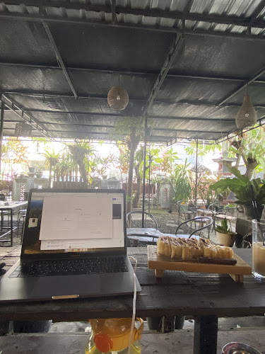 Rumah Rakyat (coffee & working space) - Gastronomi dan perhotelan