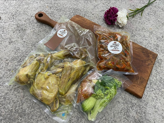 Opinii despre Dapur Bunda Ayu în Kota Depok - Gastronomi dan perhotelan