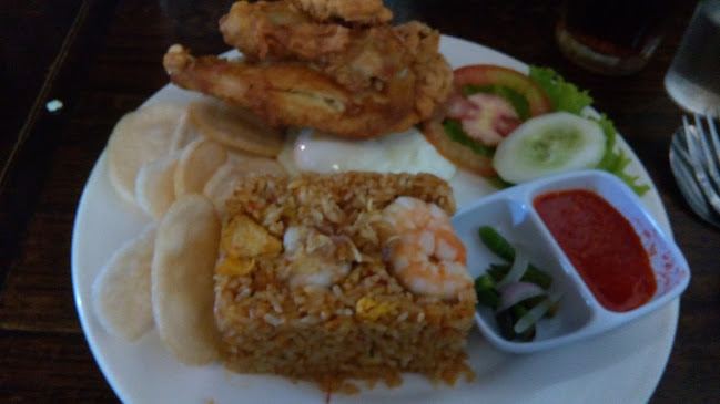 Jl. Suka Mulia No.A - 7, A U R, Kec. Medan Maimun, Kota Medan, Sumatera Utara 20212