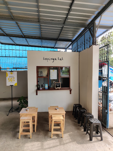 Opinii despre KopinyaKak în Kota Depok - Gastronomi dan perhotelan
