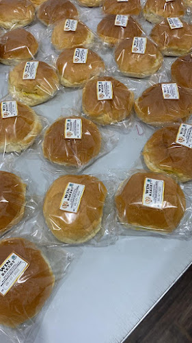 WIN BAKERY - Gastronomi dan perhotelan