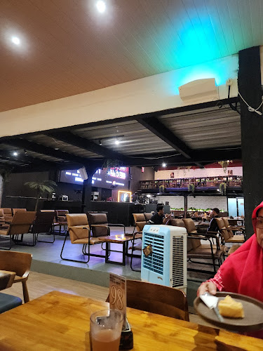 Jl. Imam Bonjol No.9, RT.002/RW.003, Karawaci, Kec. Karawaci, Kota Tangerang, Banten 15115