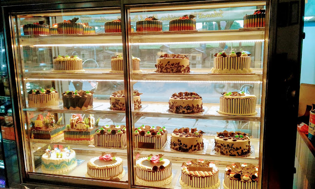 Plasindo Cake & Bakery - Gastronomi dan perhotelan