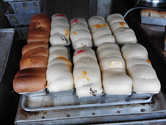 Roti Gambung Panas "Al-Firdaus" - Gastronomi dan perhotelan