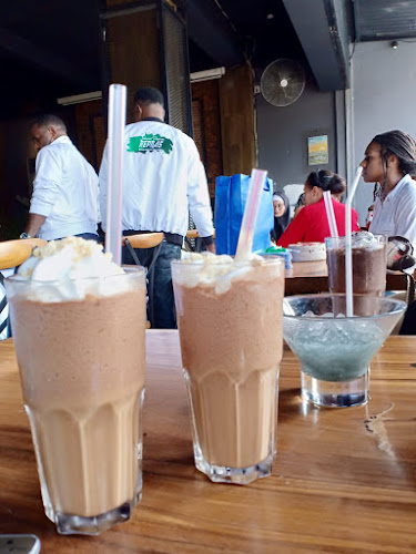 Black On Box - Kota Jayapura