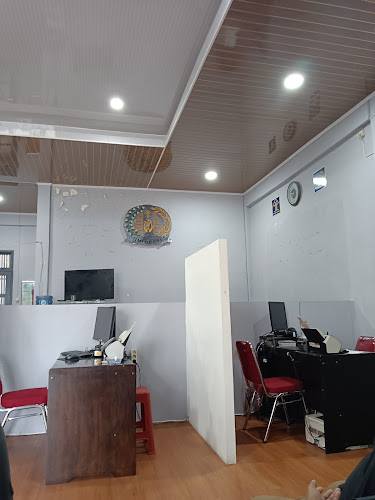 Gunung Sitoli - Gastronomi dan perhotelan