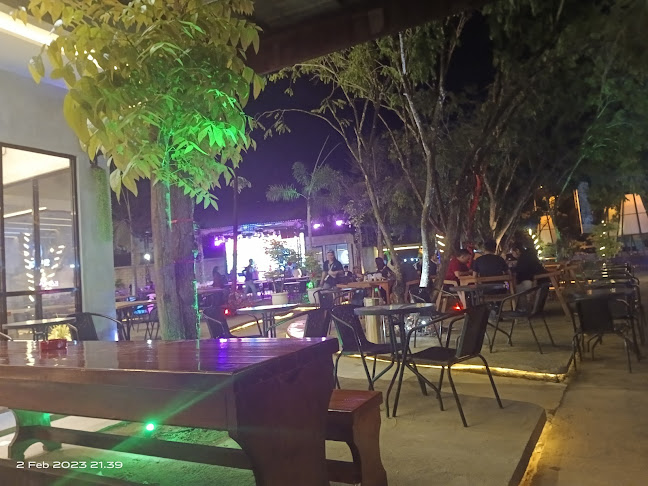 Suaka Coffee bar & Resto - Kota Batam