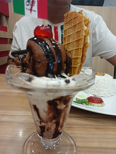 Thamrin Plaza, Jl. M.H Thamrin No.75R L7-3A, Pandau Hulu I, Kec. Medan Kota, Kota Medan, Sumatera Utara 20211