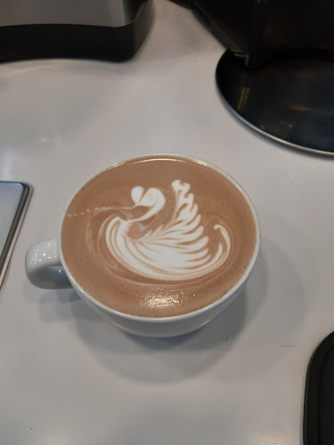 Point Cafe Sultan Agung 92 Semarang - Gastronomi dan perhotelan