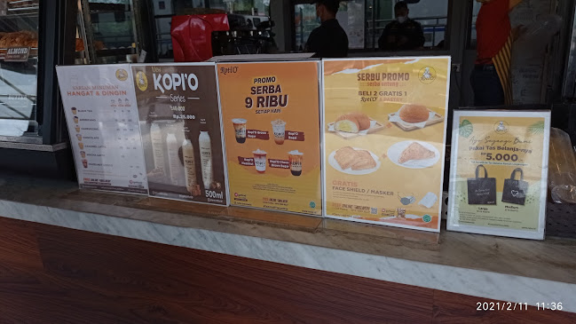 Roti O Stasiun Poncol