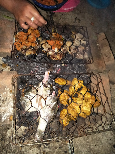 Opinii despre Warung Elma în Kota Padang Sidempuan - Gastronomi dan perhotelan