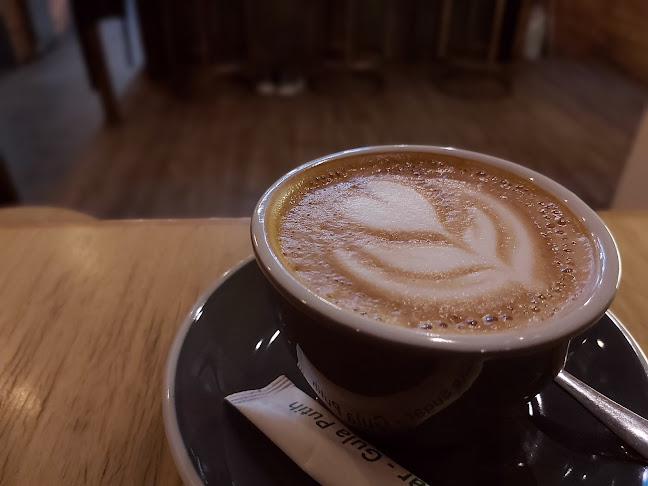 Opinii despre Luthier Coffee în Kota Palembang - Gastronomi dan perhotelan