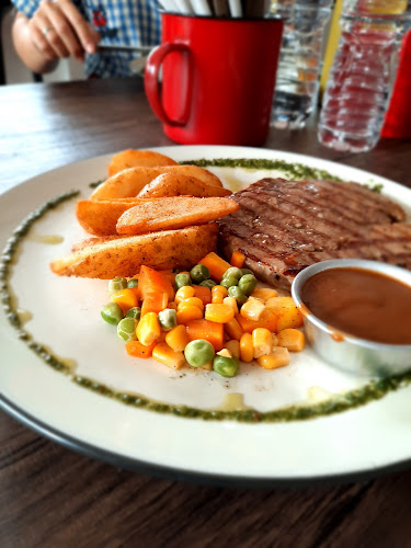 Jl. Mayjend. Jonosewojo, Pradahkalikendal, Kec. Dukuhpakis, Surabaya, Jawa Timur 60227