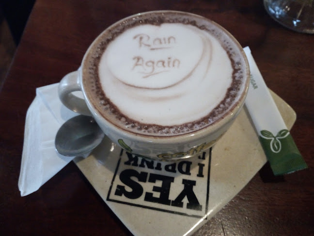 Kingdom Foodcourt & Coffee Toffee - Gastronomi dan perhotelan