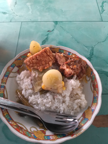 Opinii despre Warung Makan Pitta în Kota Pekalongan - Gastronomi dan perhotelan