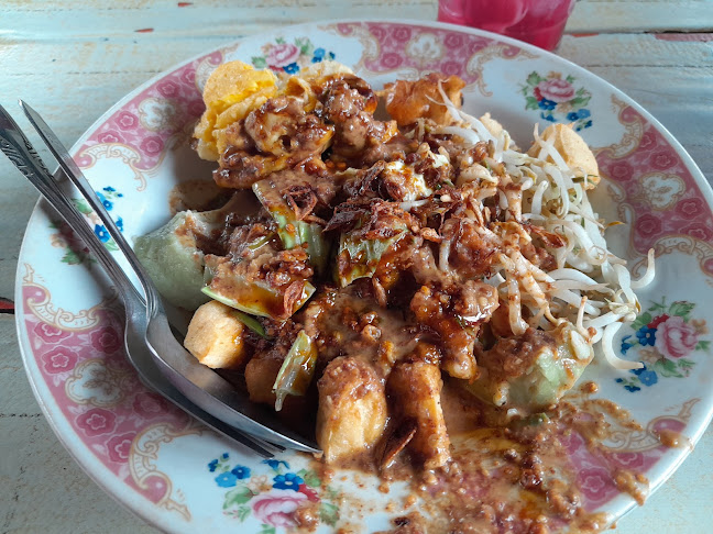 Tahu Gimbal Setahun Puspogiwang