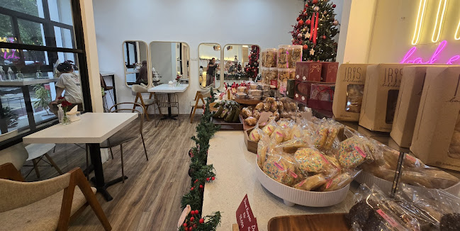 Iris Bakehouse - Kota Semarang