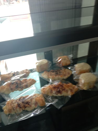 Zee Bakery & Coffee Shop - Kota Bengkulu