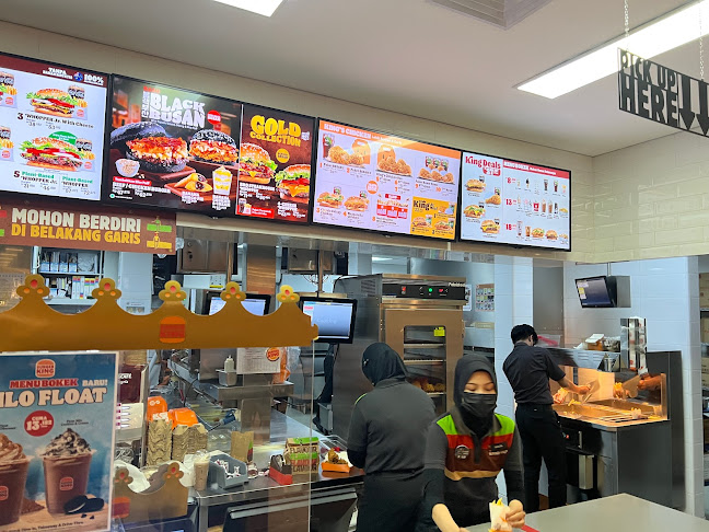 Burger King Hasanuddin - Gastronomi dan perhotelan