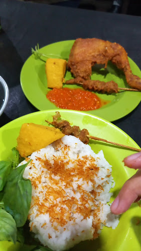 Pecel Lele Persaudaraan - Kota Bandung