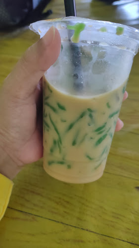 Opinii despre ES DAWET AYU MAS SIGIT 1 ( warung jasun ) în Kota Kupang - Gastronomi dan perhotelan