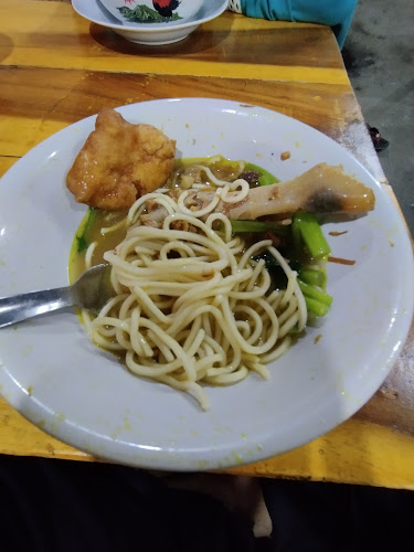 Bakso karomah - Gastronomi dan perhotelan
