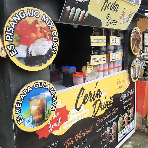 Opinii despre Kedai Es Ceria în Kota Jayapura - Gastronomi dan perhotelan