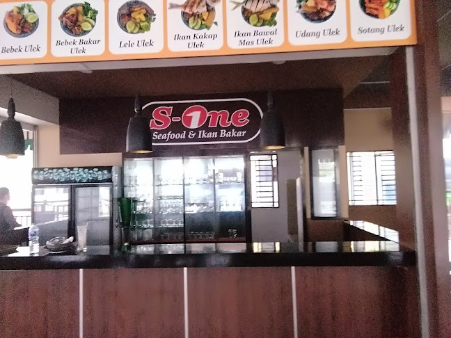 S-One Seafood & Ikan Bakar